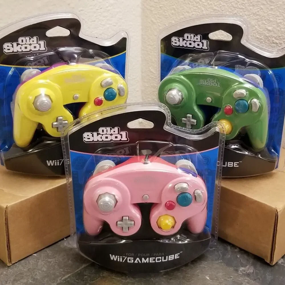 3 Gamecube Controllers ‐ 3 Colors Bundle (NEW) - Pink Yellow Green - Nintendo